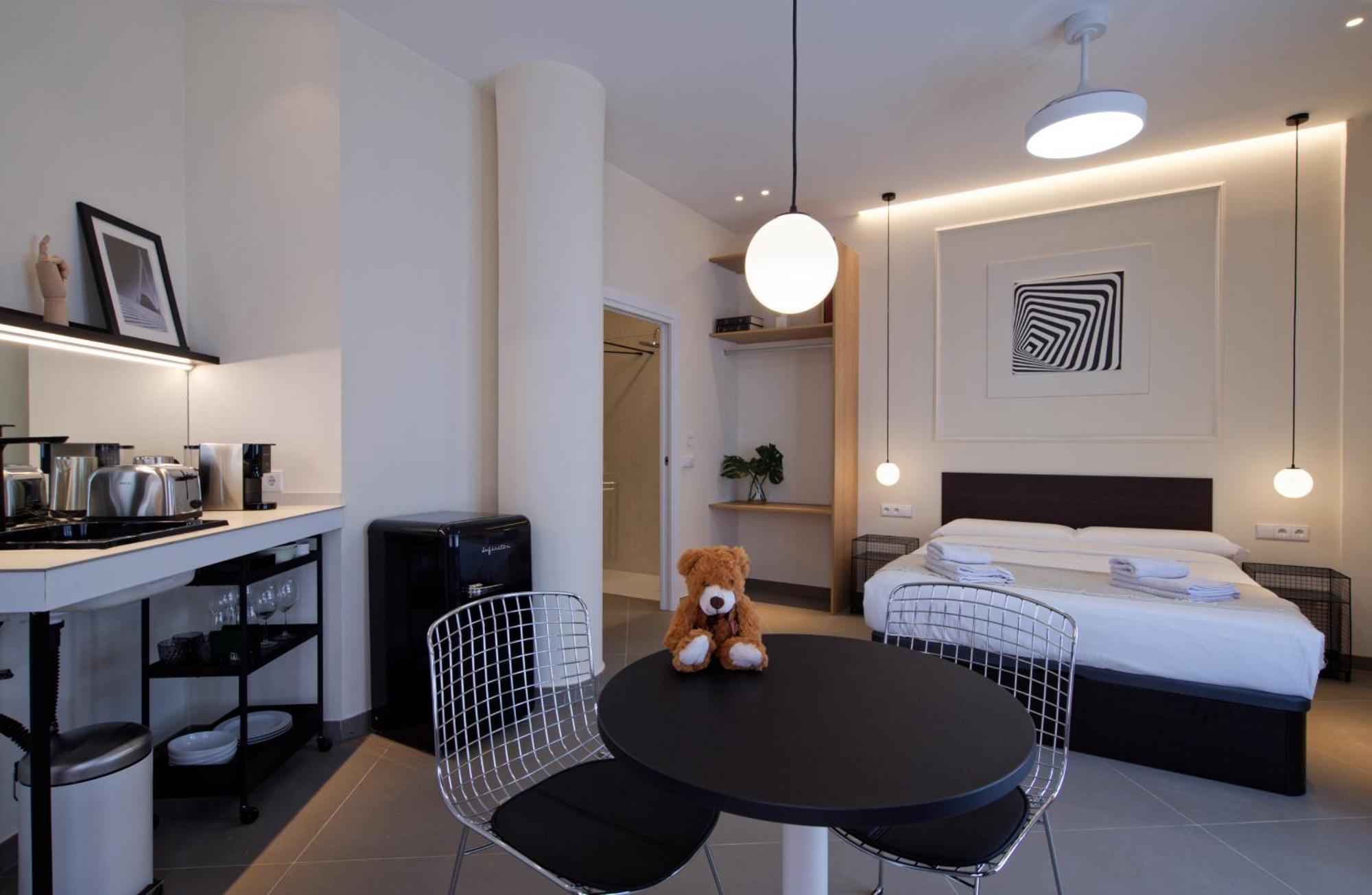 Osito Hub - Llorens Valencia Ngoại thất bức ảnh