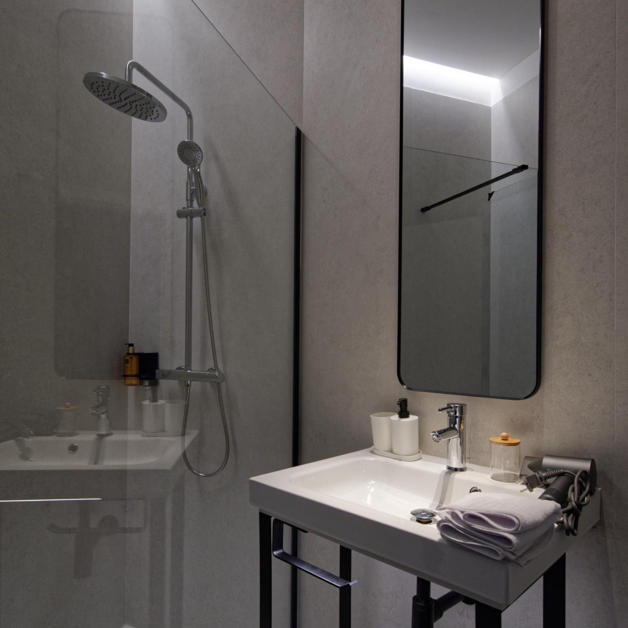 Osito Hub - Llorens Valencia Ngoại thất bức ảnh